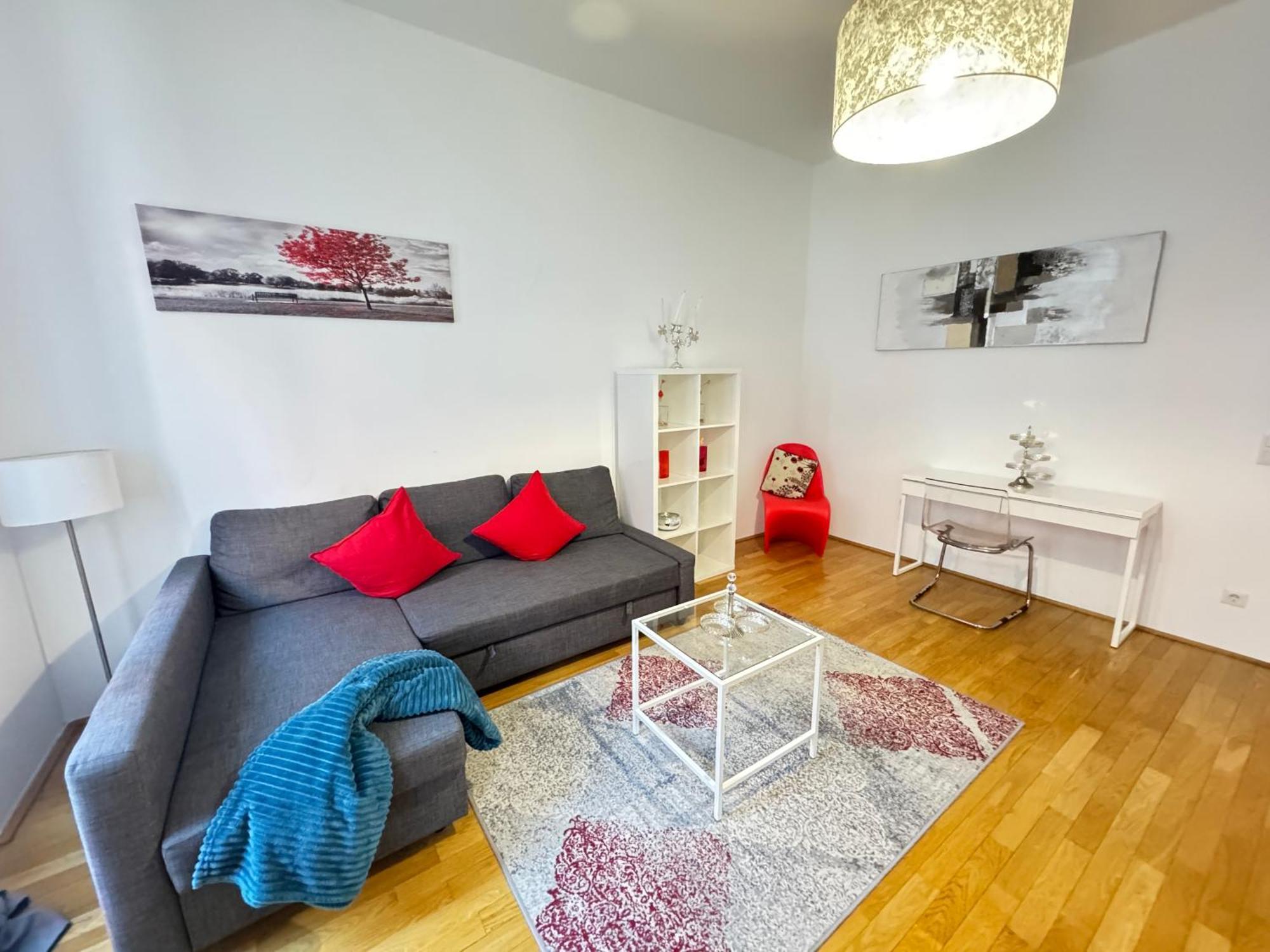 Charming Flat & Balcony Near Central Station L Bg5 Vienna Exterior photo