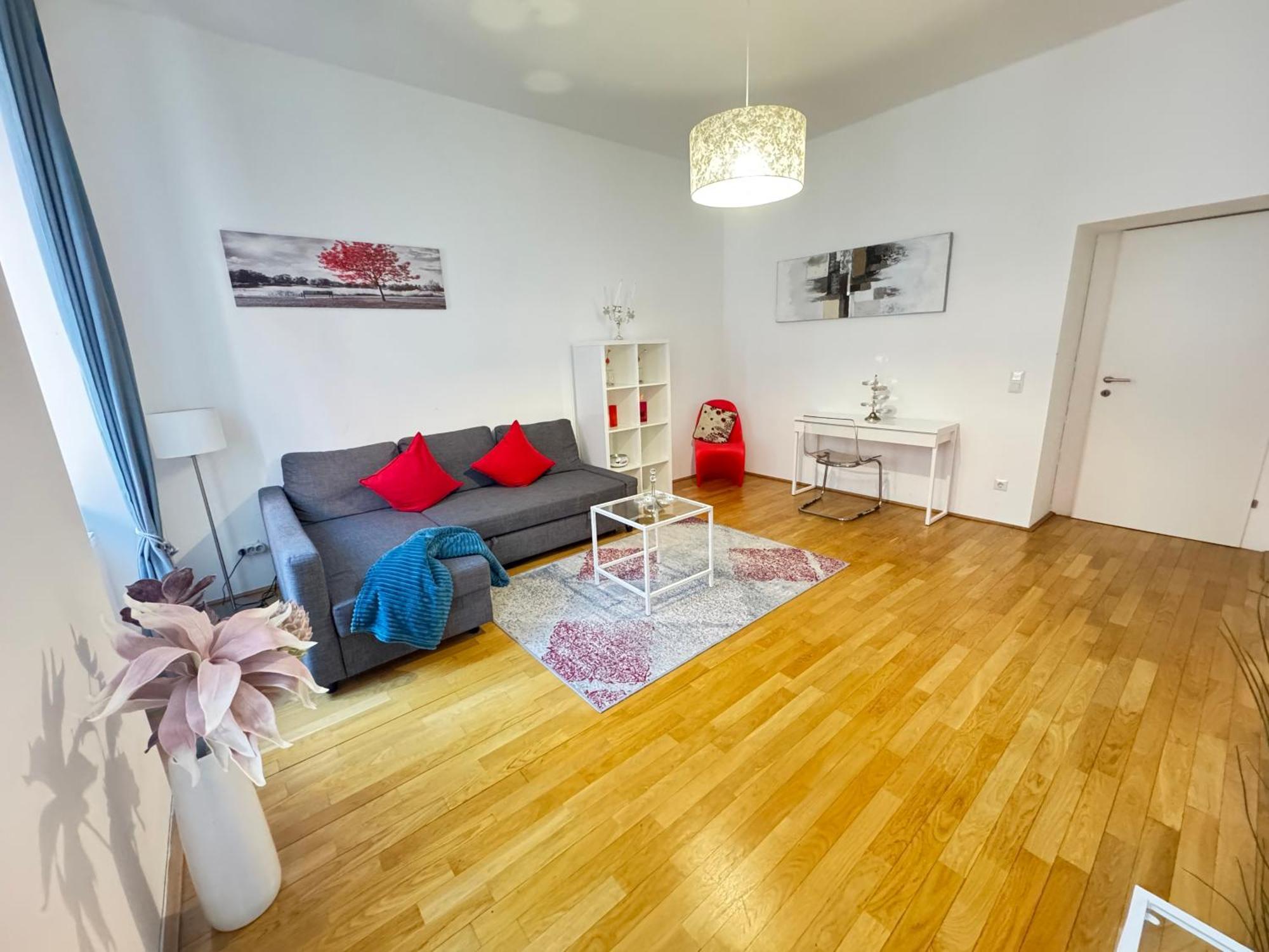 Charming Flat & Balcony Near Central Station L Bg5 Vienna Exterior photo